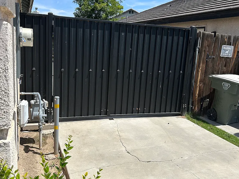 Millikan Way — Photo 2