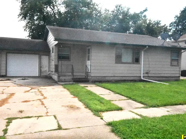 625 W Eagle St, Arlington, NE 68002