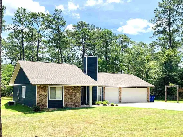 1239 Lakeshore Dr, Brookeland, TX 75931