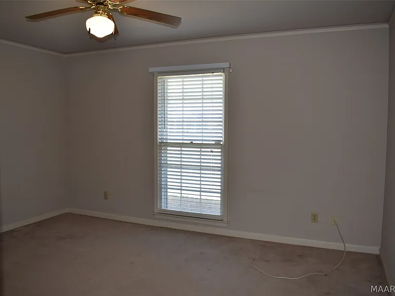 414 Arrowhead Dr — Photo 33