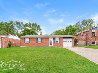 27 Lexington Dr, Erlanger, KY 41018