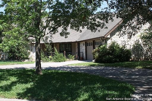 2nd image of 3134 N CLEARFIELD DR