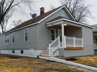 216 S Central Ave, Roxana, IL 62084