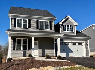 12 Bayberry Ct, Beacon Falls, CT 06403