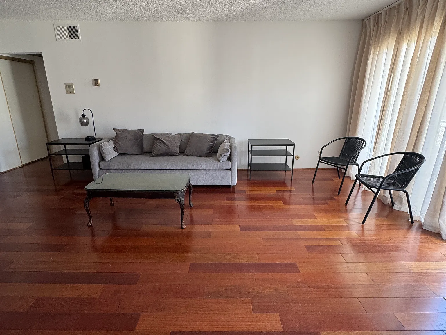 1 bed, 780 sqft, $2,150 — Photo 2