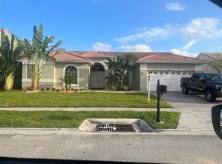 9376 Lake Serena Dr, Boca Raton, FL 33496