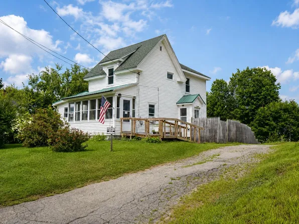 29 Clinton Street, Milo, ME 04463