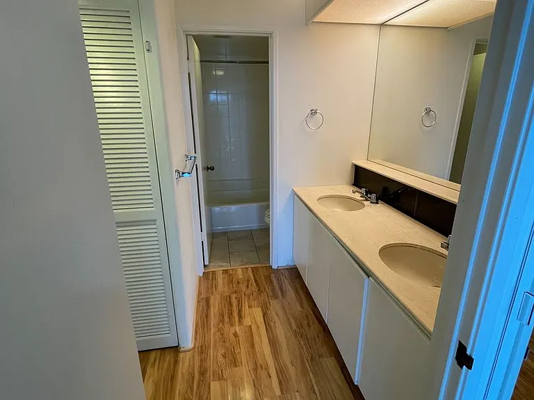 1212 Nuuanu Ave #3310 — Photo 7