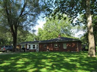 306 Cemetery Rd S, Hardin, IL 62047