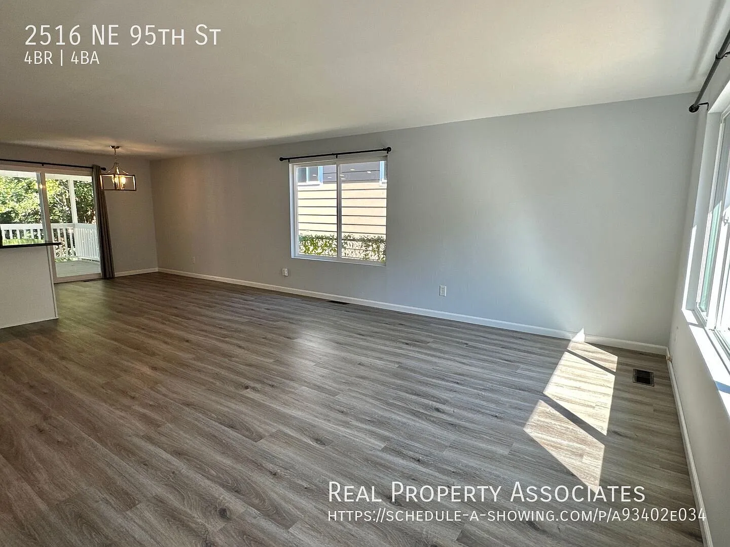 Newly Updated 4 Bed+Bonus/4 bath home w/ Two Master Suites — Photo 4