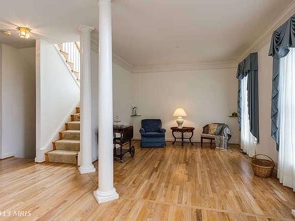 5th image of 6911 Winter Ln