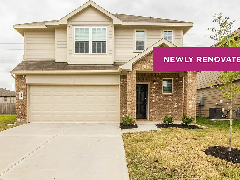 18546 Boomi Ravine Trl — Photo 1