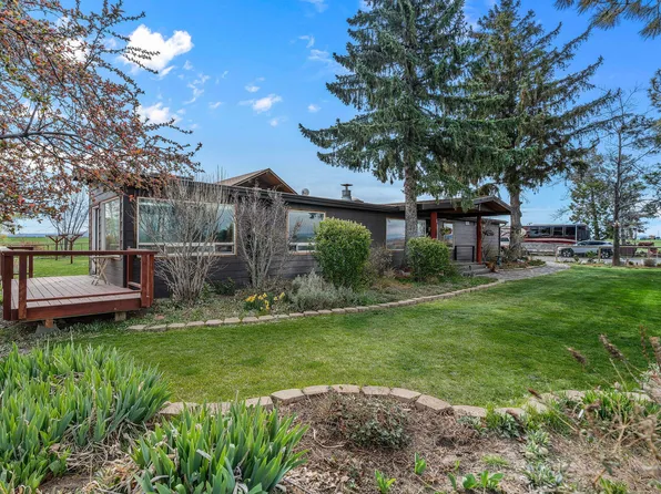 5191 NW Columbia Dr, Madras, OR 97741