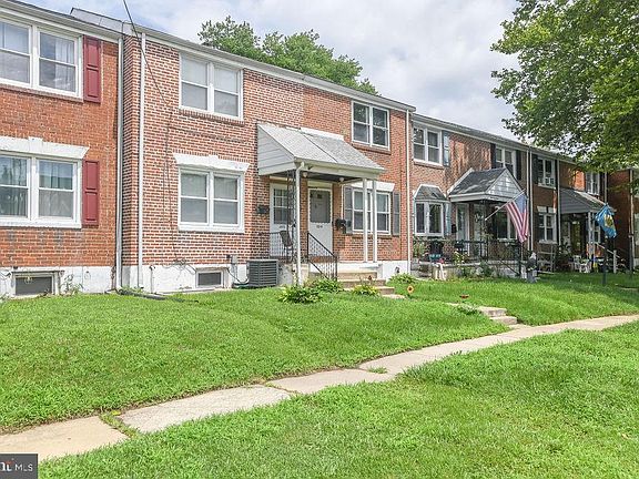 2nd image of 1019 Dover Ave