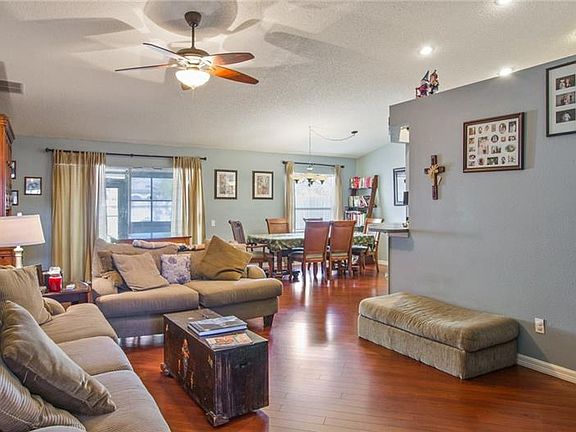 3rd image of 10516 Walker Vista Dr