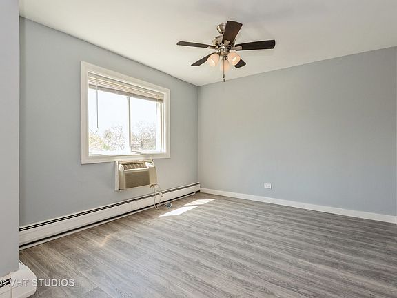 5th image of 1340 W Touhy Ave APT 403