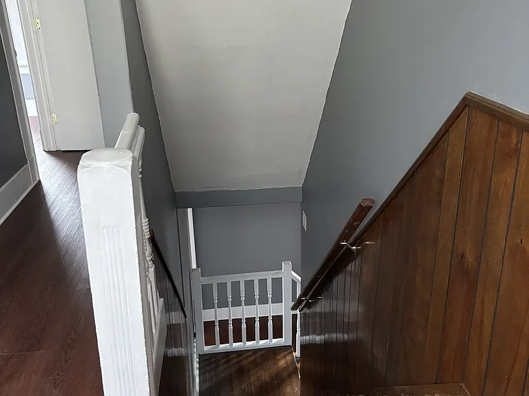 155 Leete St — Photo 12