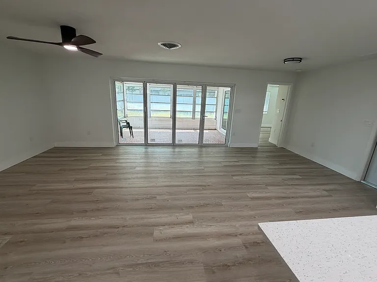 1200 Edenville Ave — Photo 7