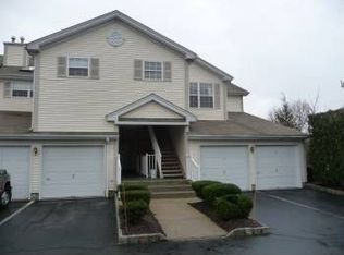 94 Potomac Dr, Basking Ridge, NJ 07920