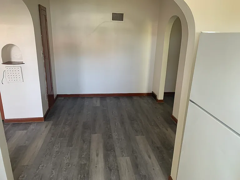 335 Gooding St N #9 — Photo 6