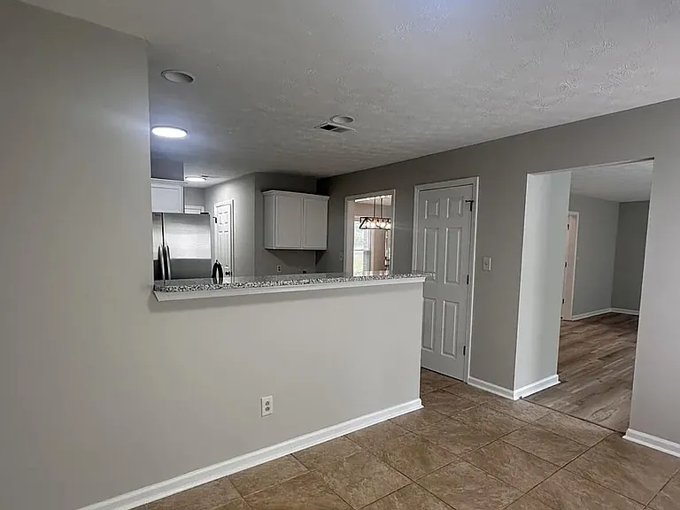 672 Millpond Rd — Photo 9
