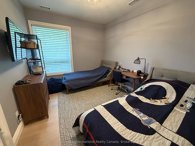 658 Johnston Park Ave — Photo 20