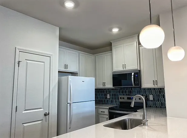3004 Chrys St — Photo 6