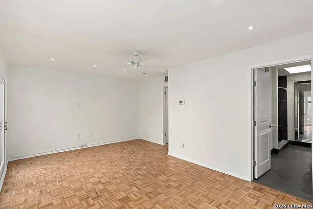 205 Chichester Pl #16 — Photo 34