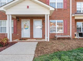102 Brandywine Dr NE APT R3, Conover, NC 28613