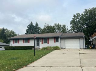 2306 Northview Rd, Waukesha, WI 53188