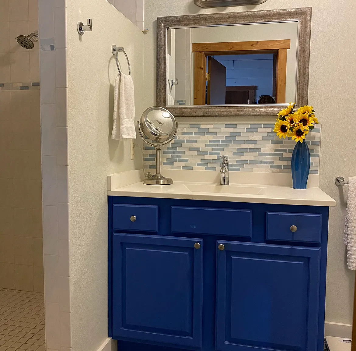 4 bed, 3085 sqft, $800 — Photo 4
