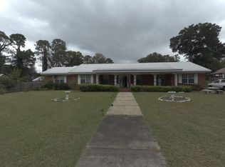 308 S Washington St, Fort Gaines, GA 39851
