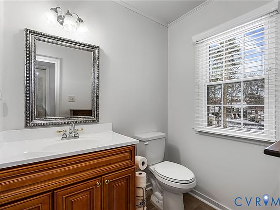 4th image of 351 Walton Park Rd