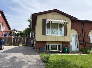 699 Attersley Dr #1, Oshawa, ON L1K 1P9