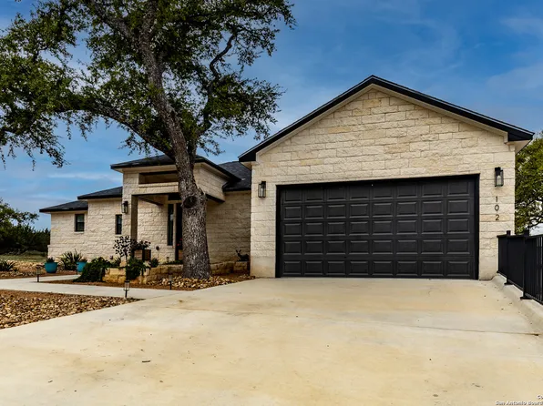 102 Eli Seal, Blanco, TX 78606