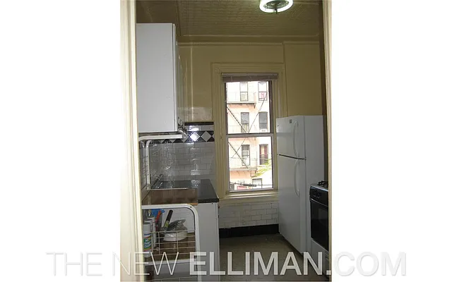 Rented by Douglas Elliman | media 15