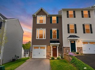 61 Hewstone Ct, Morgantown, WV 26501