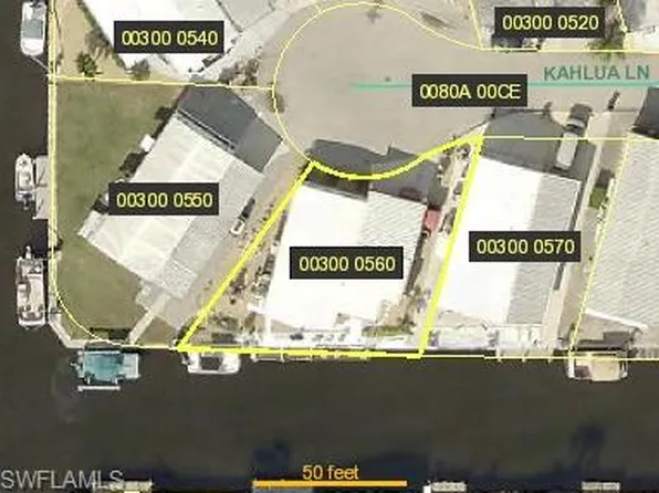 4705 Kahlua Ln, Bonita Springs, FL 34134
