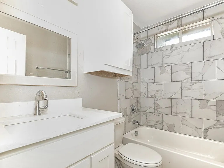 1506 Rancho Dr — Photo 15