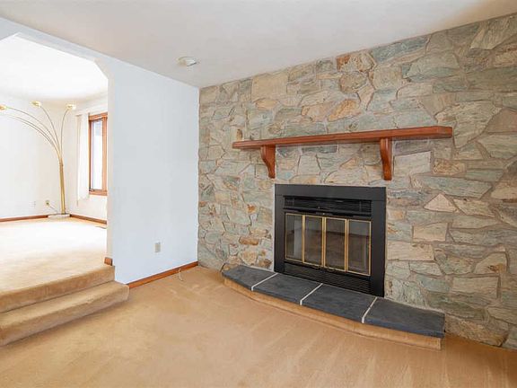 4th image of 859 Ivy Oaks Dr