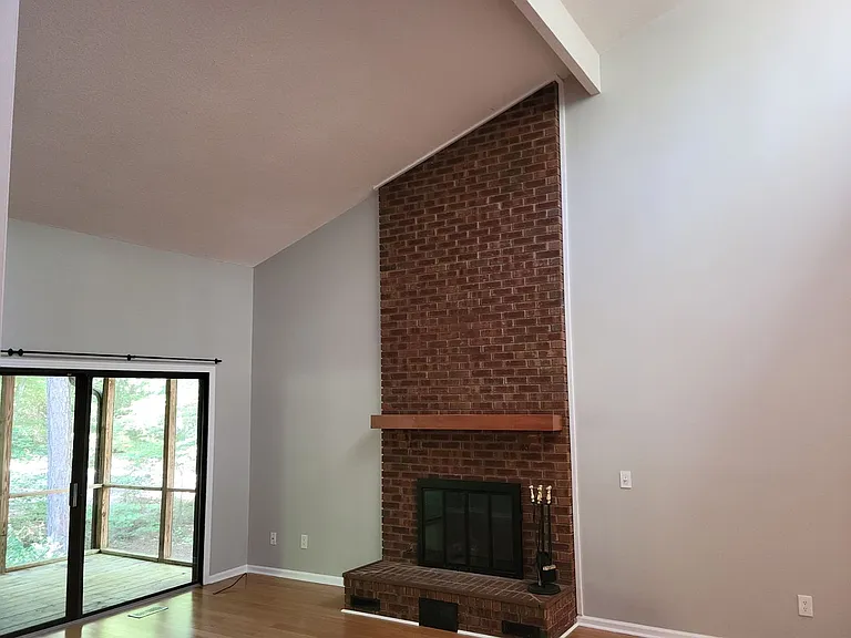 1811 Irish Blvd — Photo 13