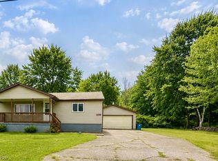 2419 Hewitt Gifford Rd SW, Warren, OH 44481