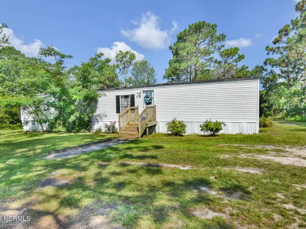 202 Black Beard Drive, Hampstead, NC 28443