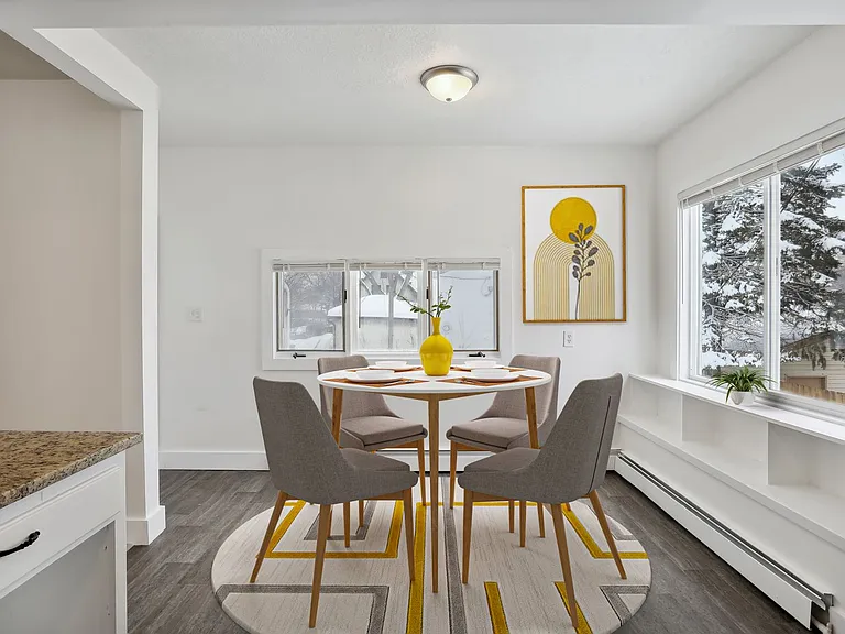 2755 Pierce St NE — Photo 9