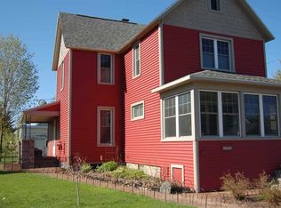 618 Iron St, Ishpeming, MI 49849