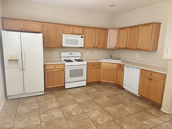 5th image of 11288 Crosseto Dr