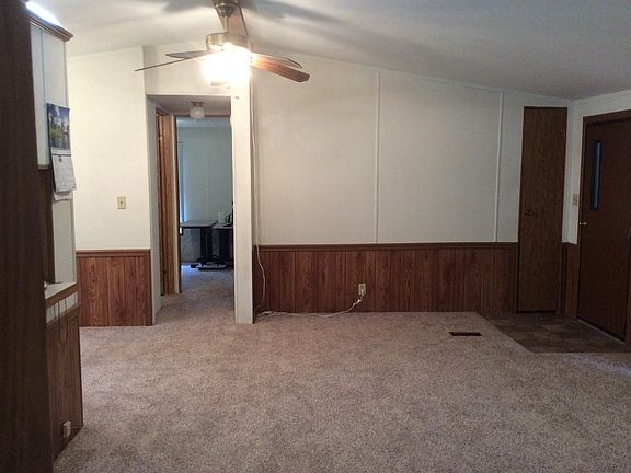 New carpet/Cathedral Ceiling