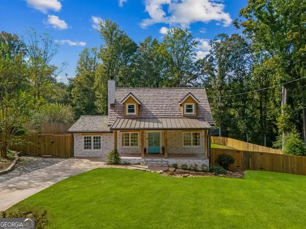 5495 Arrowhead Dr, Acworth, GA 30102