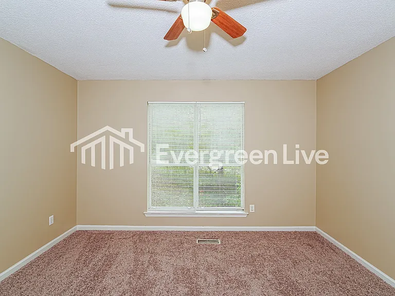 5815 Willow Crest Dr — Photo 8