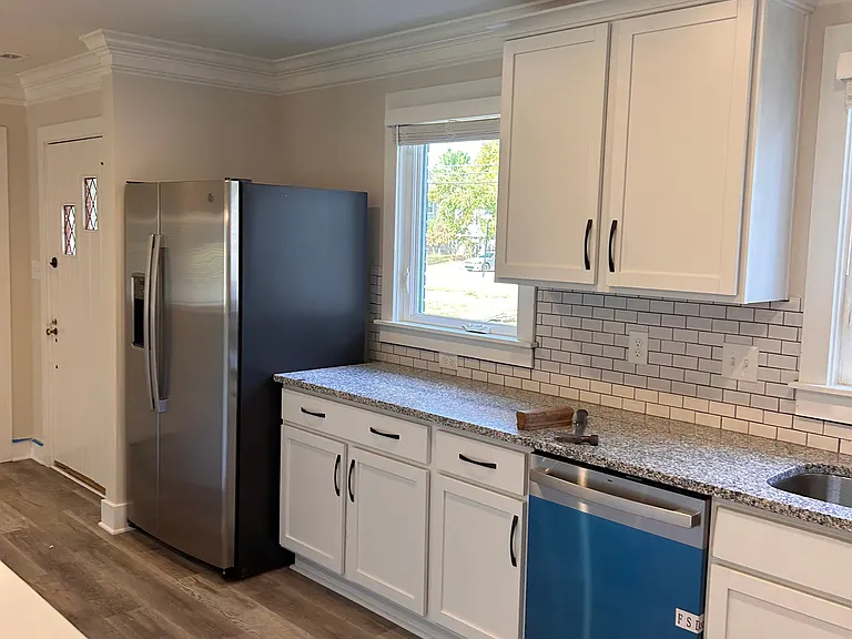 2713 Six Mile Ln — Photo 38